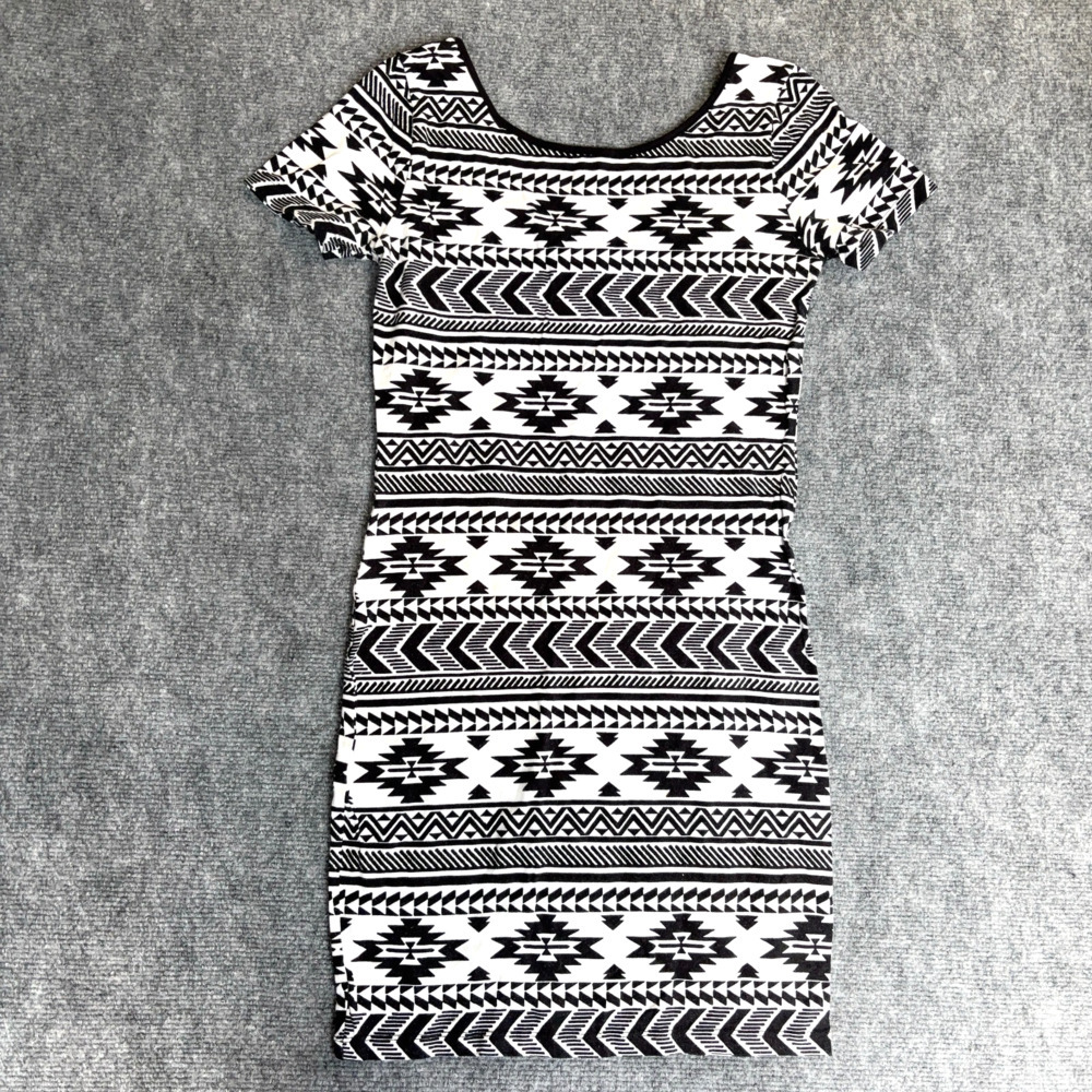 Forever 21 Bodycon Dress Medium Black White Aztec Tribal Scoop Back Mini